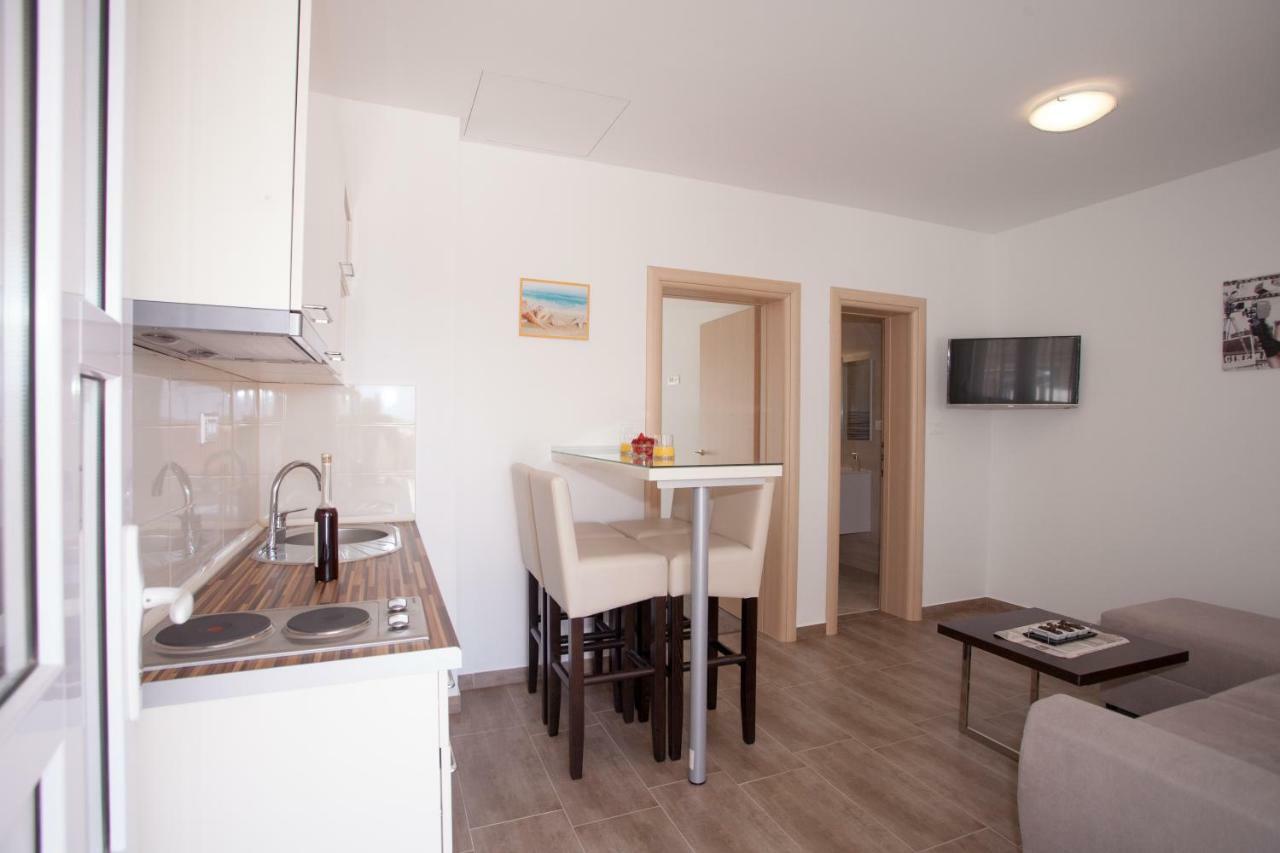 Apartments Mia Baska Voda Exterior photo