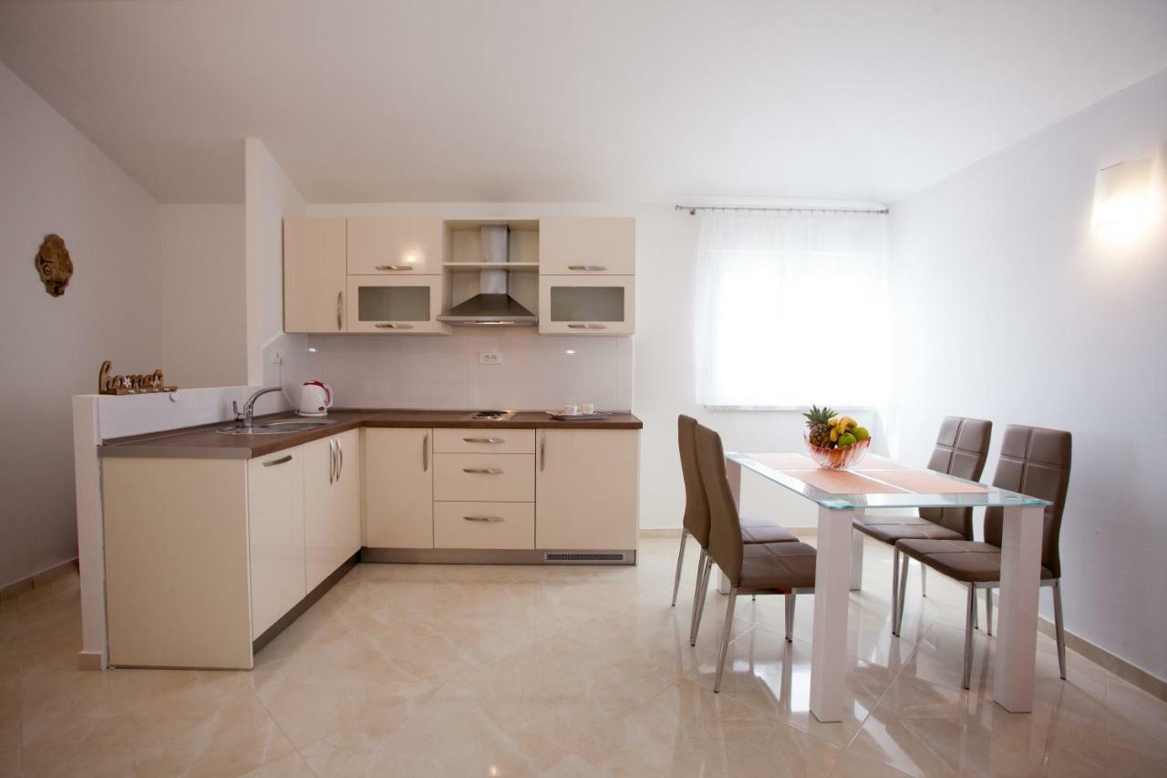 Apartments Mia Baska Voda Exterior photo