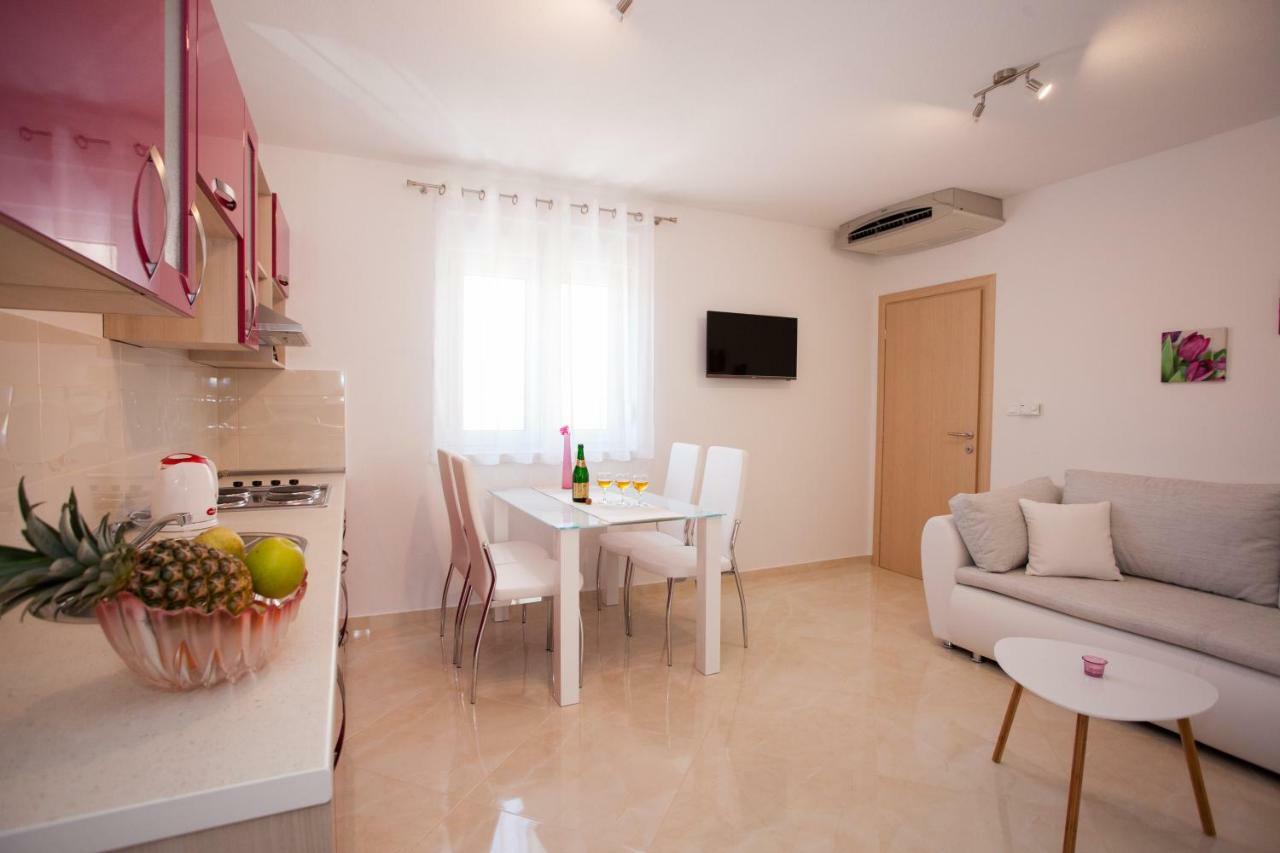 Apartments Mia Baska Voda Exterior photo